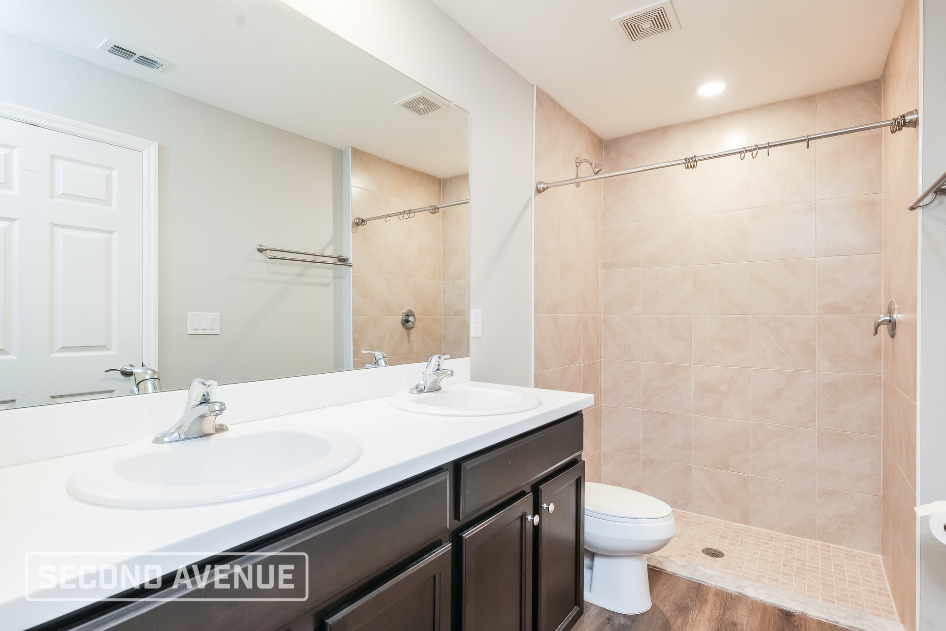 Building Photo - 1013 NE 2nd Ave