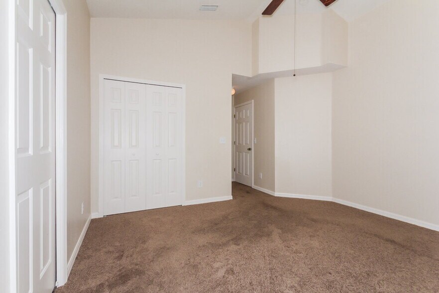 Building Photo - 11104 Robin Lake Ct