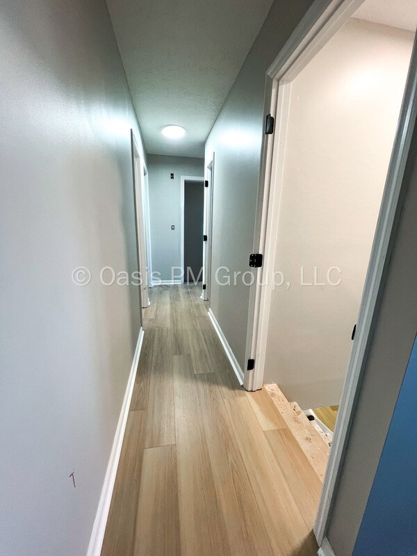 Building Photo - 9577 Ohio 104