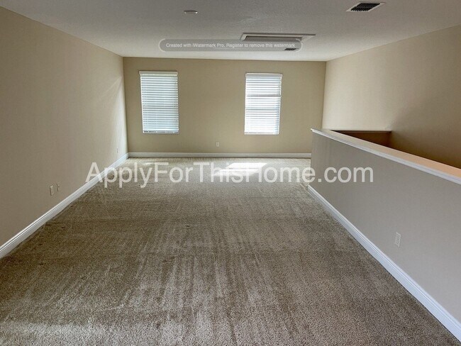 Building Photo - Single Family Dream Home in Gated Community