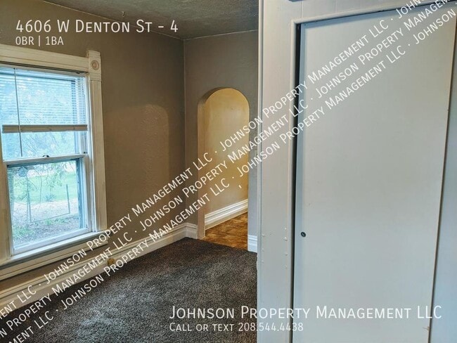 Building Photo - 4606 W Denton St