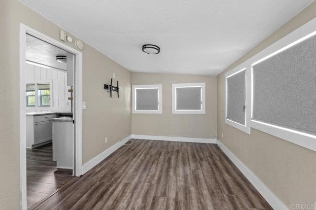 Building Photo - 1923 Meade Ave