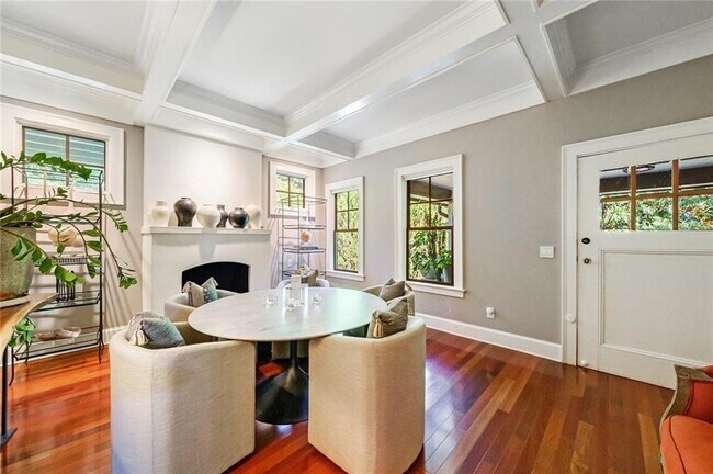 Building Photo - 868 Rosedale Rd NE