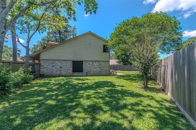 Building Photo - 18506 Creekfield Ct