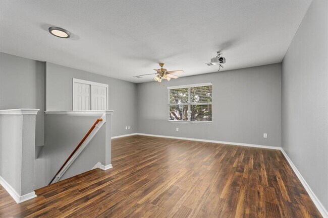 Building Photo - 7322 Foxbrook Dr