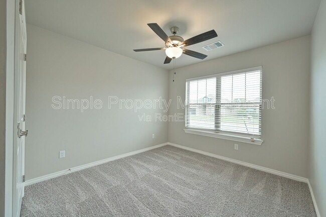 Building Photo - 3806 Palmetto Trail
