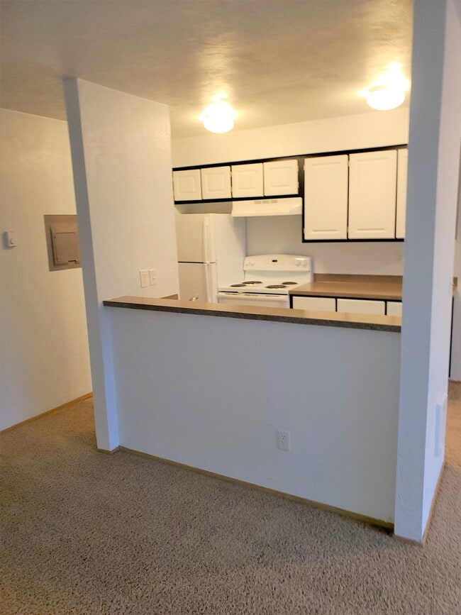 Building Photo - 11575 SW 135th Ave