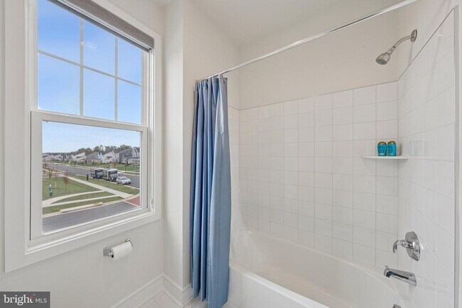 Building Photo - 101 Milvian Wy SE