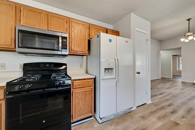 Building Photo - 4608 Castleman Dr