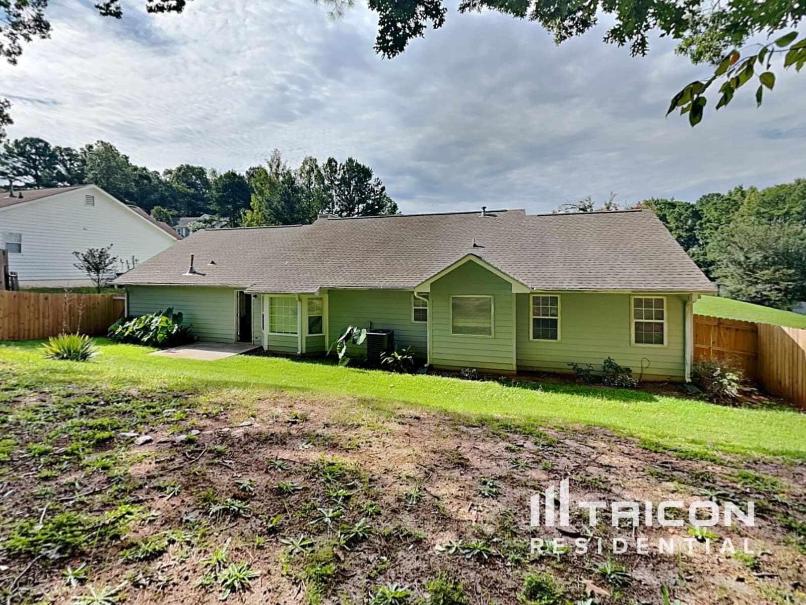 Building Photo - 530 Saddle Shoals Dr