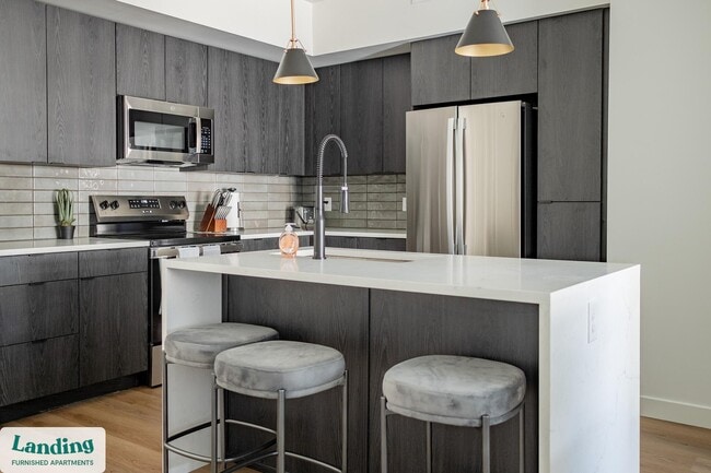 Building Photo - 357 E 500 S