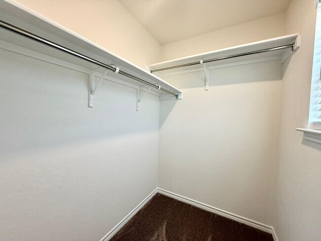 Building Photo - 8014 Canyon Wren Pk