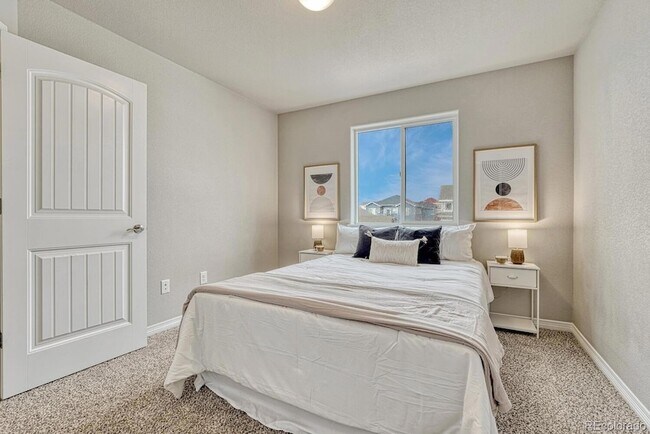 Building Photo - 10871 Saco Dr
