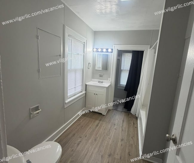 Building Photo - Step into comfort, convenience, and quality living in this conveniently designed 4-bedroom, 2-flo...