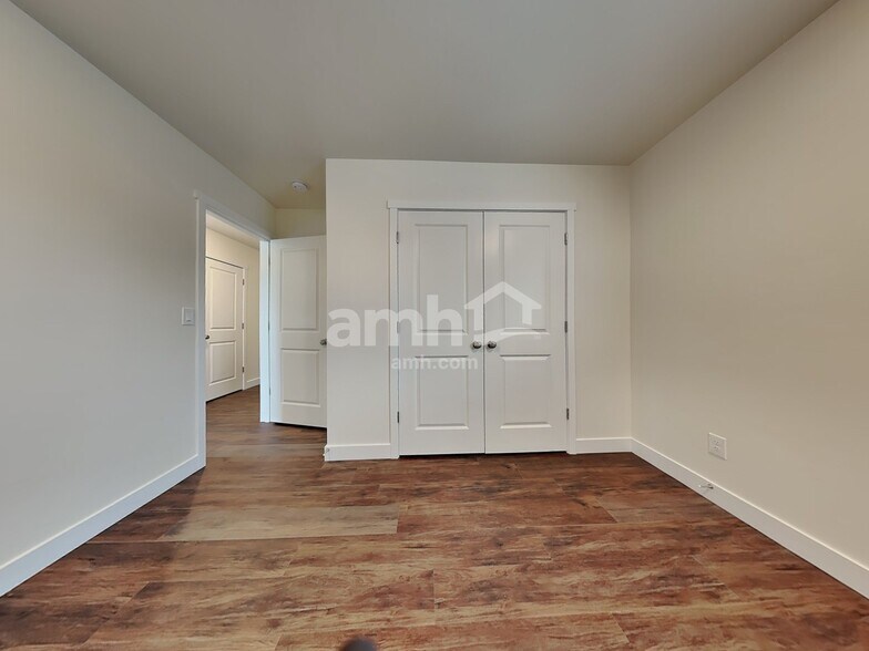 Building Photo - 7817 Verona Lp SW