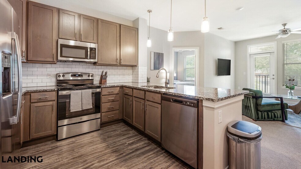 Building Photo - 16200 Croft Dr