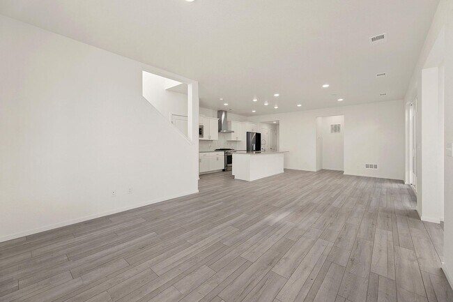 Building Photo - Beautiful New Build 3 Bed, 3 Bath Home in ...