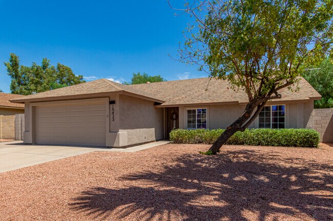 Building Photo - 15433 N 63rd St