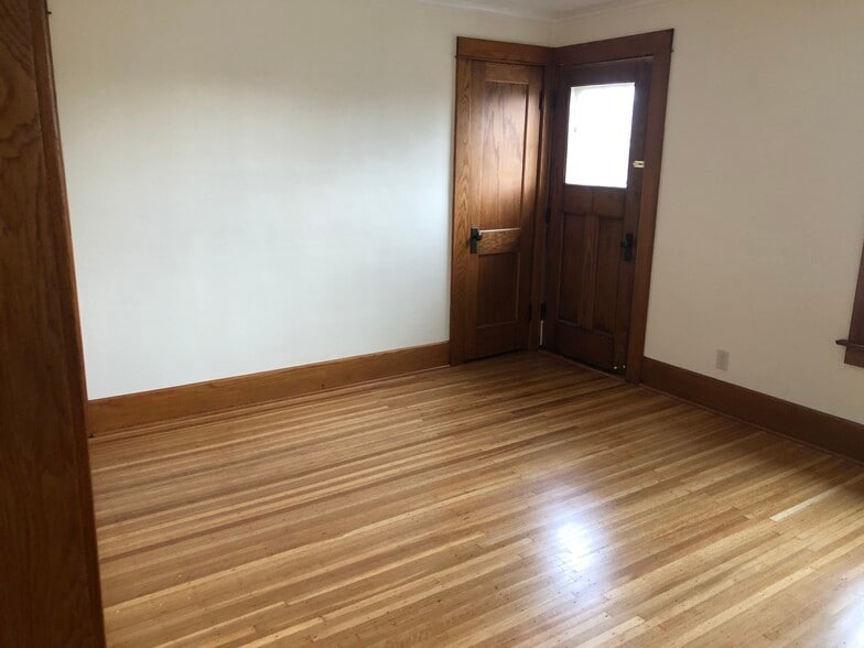 Refinished Harwood Floors - 81 Lincoln Blvd
