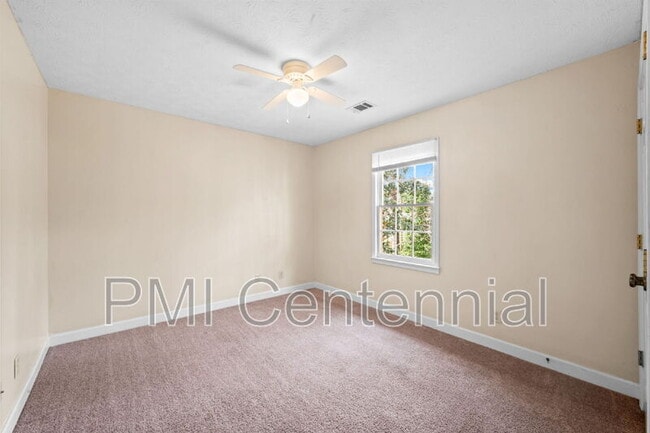 Building Photo - 2645 Wilshire Terrace