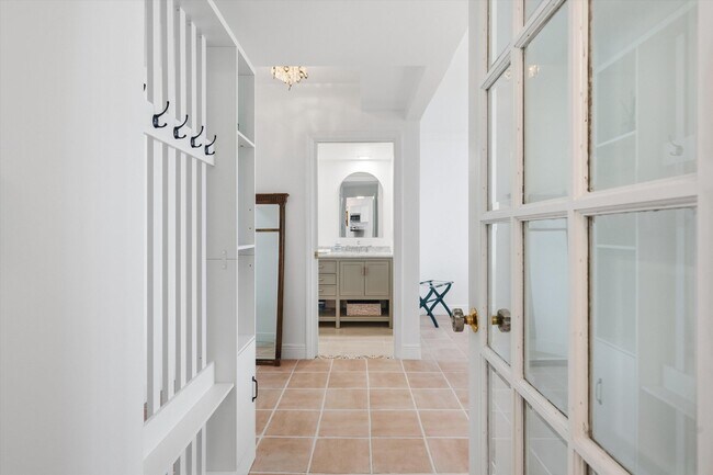 Building Photo - 3475 S Ocean Blvd