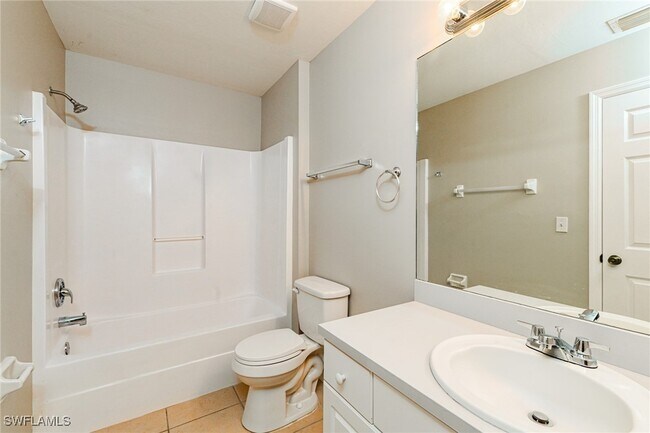 Building Photo - 113 Blackstone Dr
