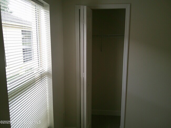 Building Photo - 4049 Wilkes Dr