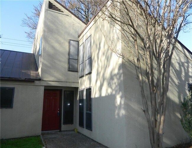 Primary Photo - 8607 Fathom Cir