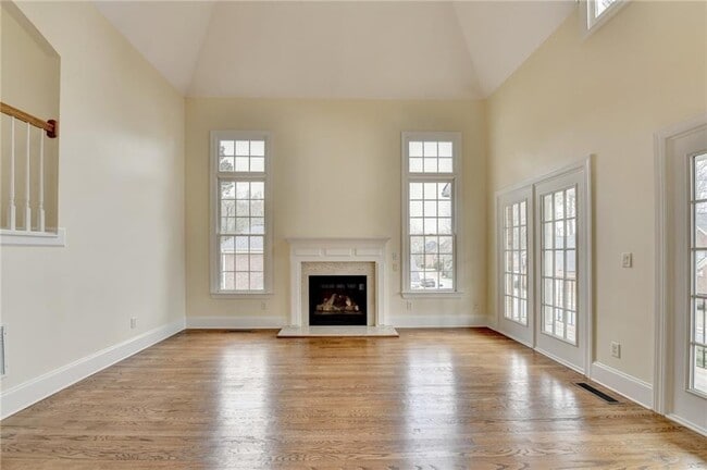 Building Photo - 11140 Donnington Dr