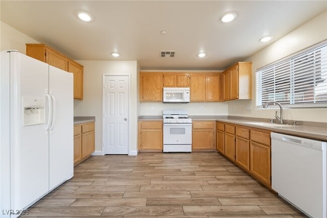 Building Photo - 1173 Paradise Mountain Tr