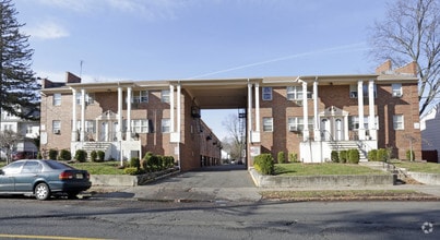 Building Photo - Colonnade Apartments