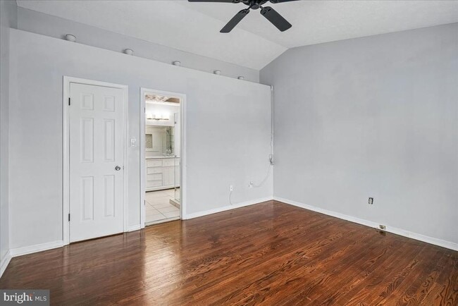 Building Photo - 13909 Lord Fairfax Pl