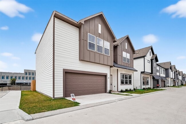 Building Photo - 6702 Metro Blvd