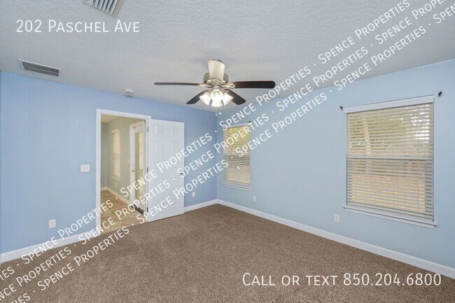 Building Photo - 202 Paschel Ave