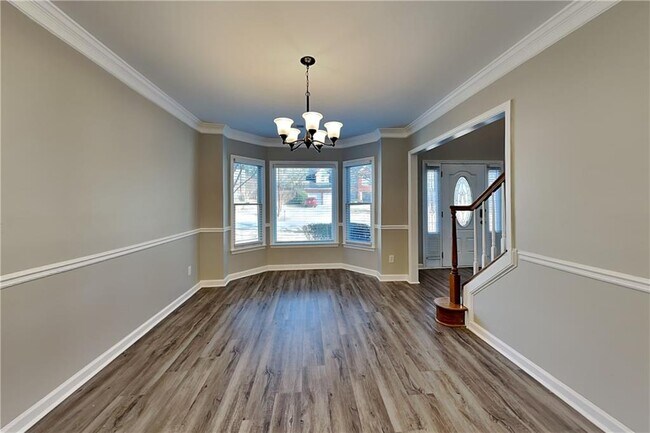 Building Photo - 2101 Chatou Pl