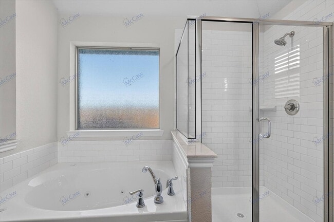 Building Photo - 324 Greenhaven Dr