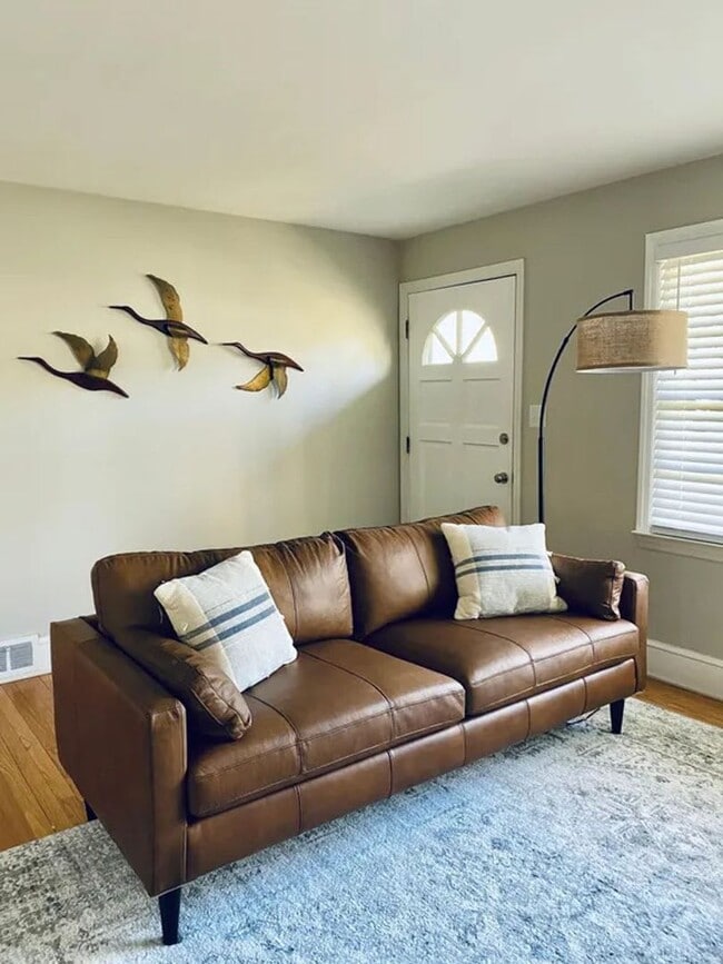 Building Photo - 267 Crepe Myrtle Cir