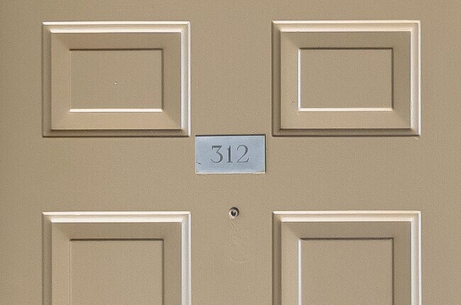 Building Photo - 312 Sloan Rd