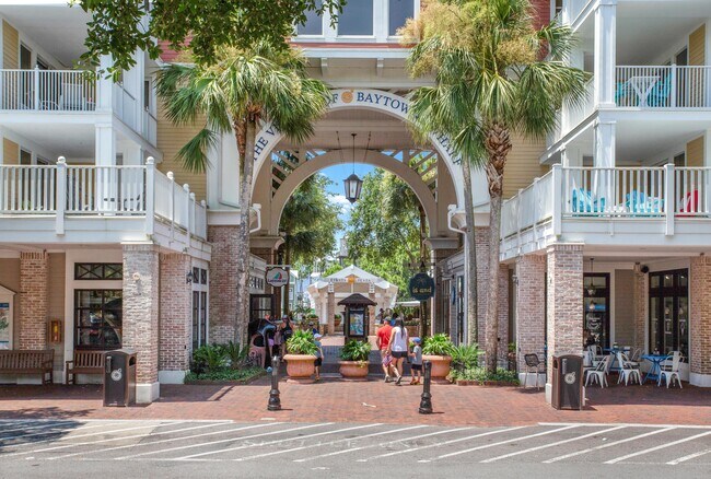 Building Photo - 5002 S Sandestin Blvd