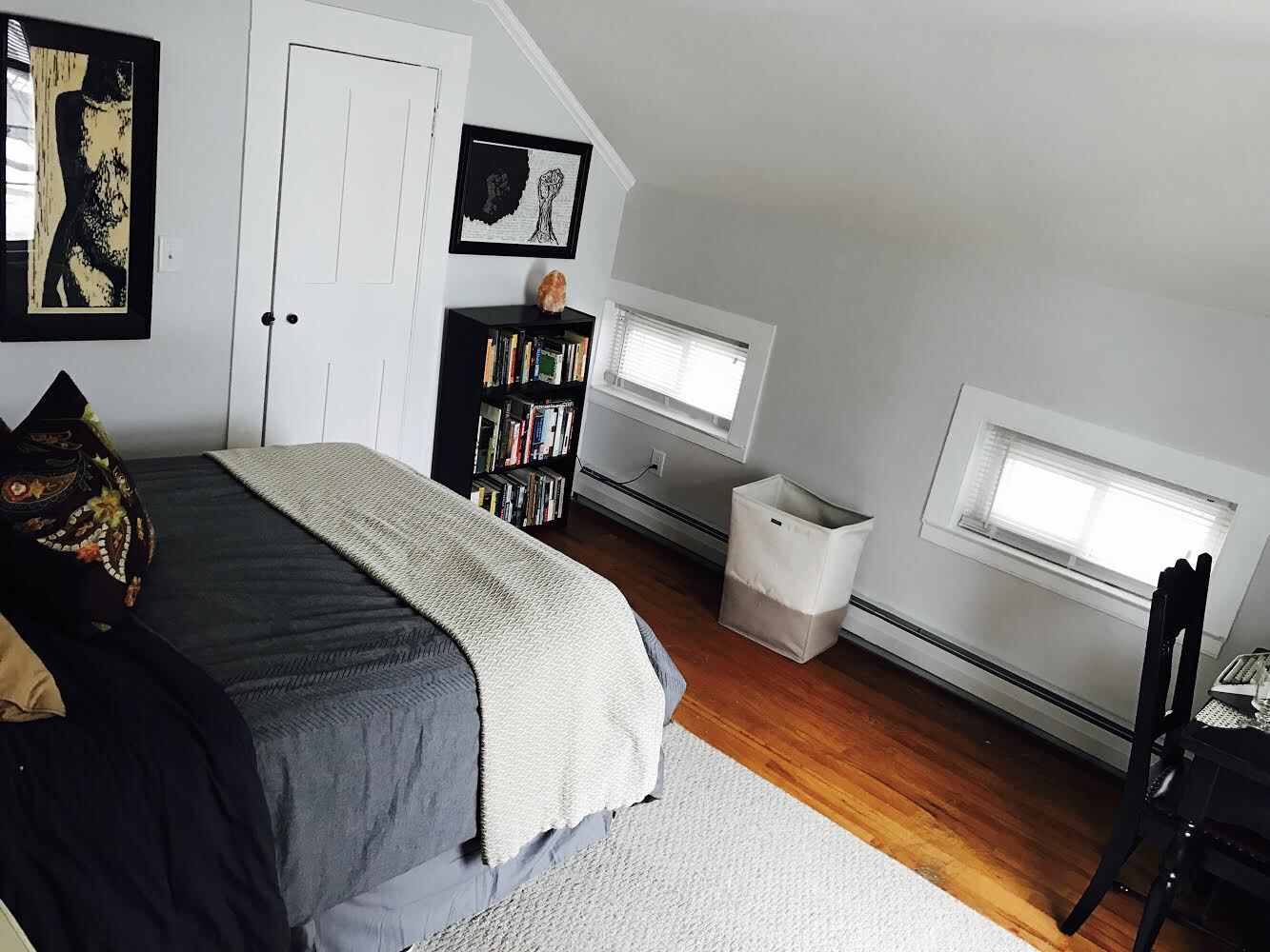 Building Photo - 318 School St