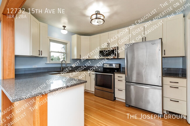 Building Photo - 12732 15th Ave NE