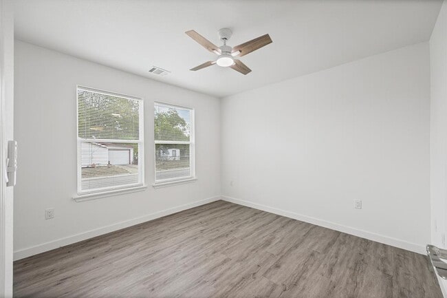 Building Photo - 1100 Monte Vista Dr