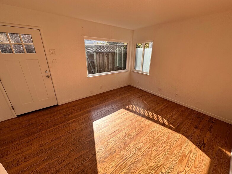 Building Photo - 1380 Hearst Ave