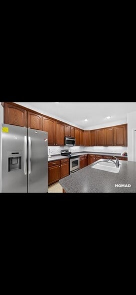 Building Photo - 14830 Potterton Cir