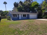 Building Photo - Coming Soon! Remodeled 2 Bedroom 2 Bathroo...