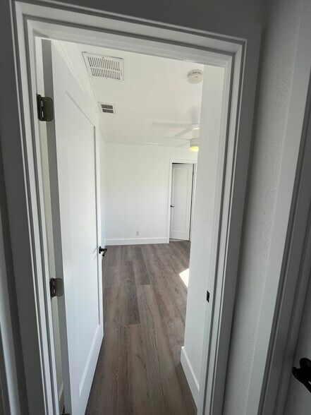 Building Photo - 3760 E Calle San Antonio