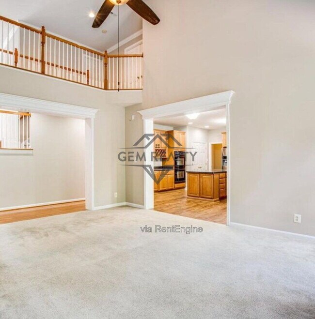 Building Photo - 10410 Silver Creek Ct