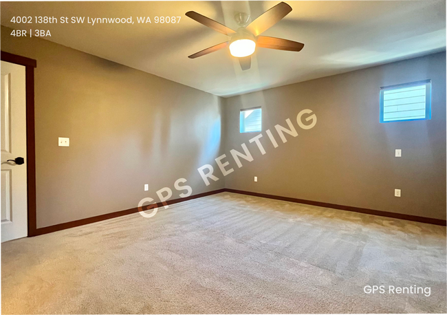 Building Photo - Spacious Modern 4 bedroom In Lynnwood with...