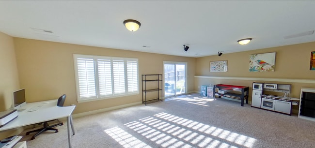 Building Photo - 3D Tour Available - Beautiful West-Side Home + Easy Access To Fort Riley! Available July 3rd!