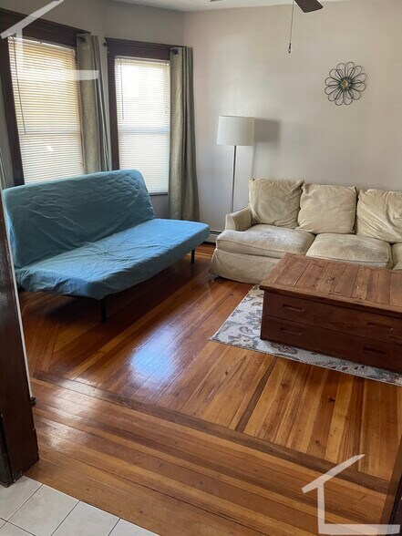 Building Photo - 176 Powder House Blvd